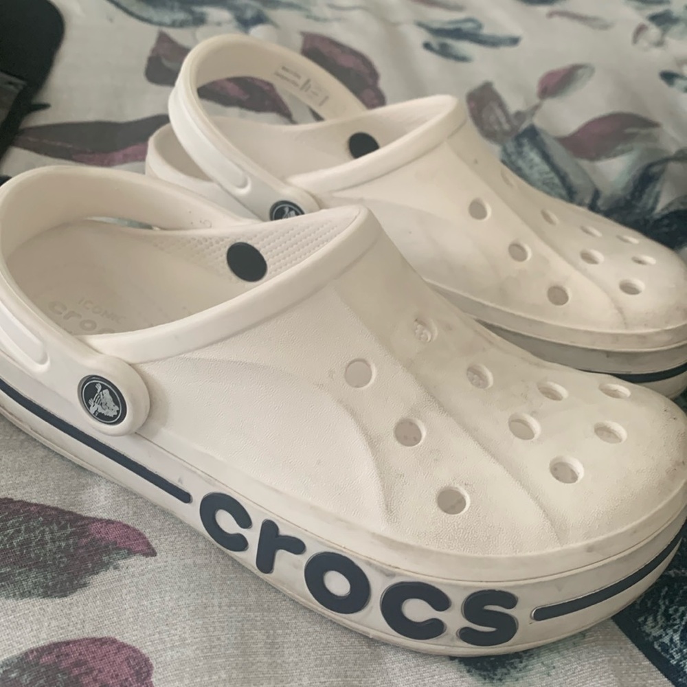 Platform crocs white and blue size W 7